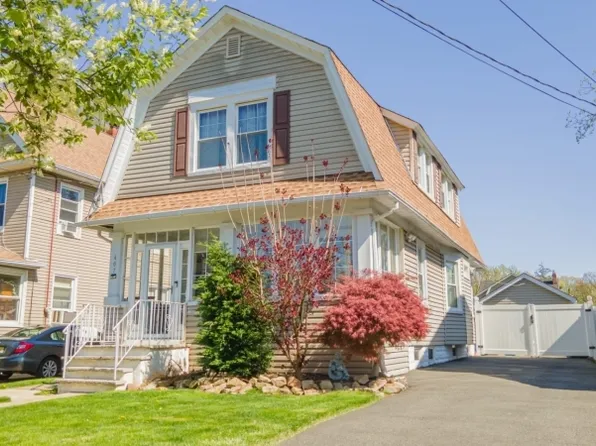 407 W 5Th Ave, Roselle Boro, NJ 07203