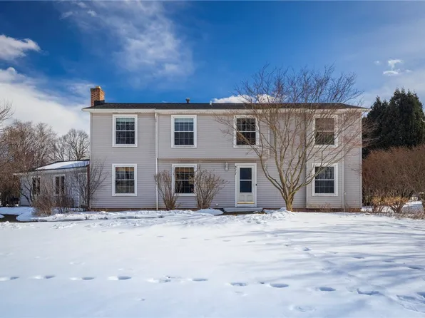 311 Avalon Dr, Rochester, NY 14618