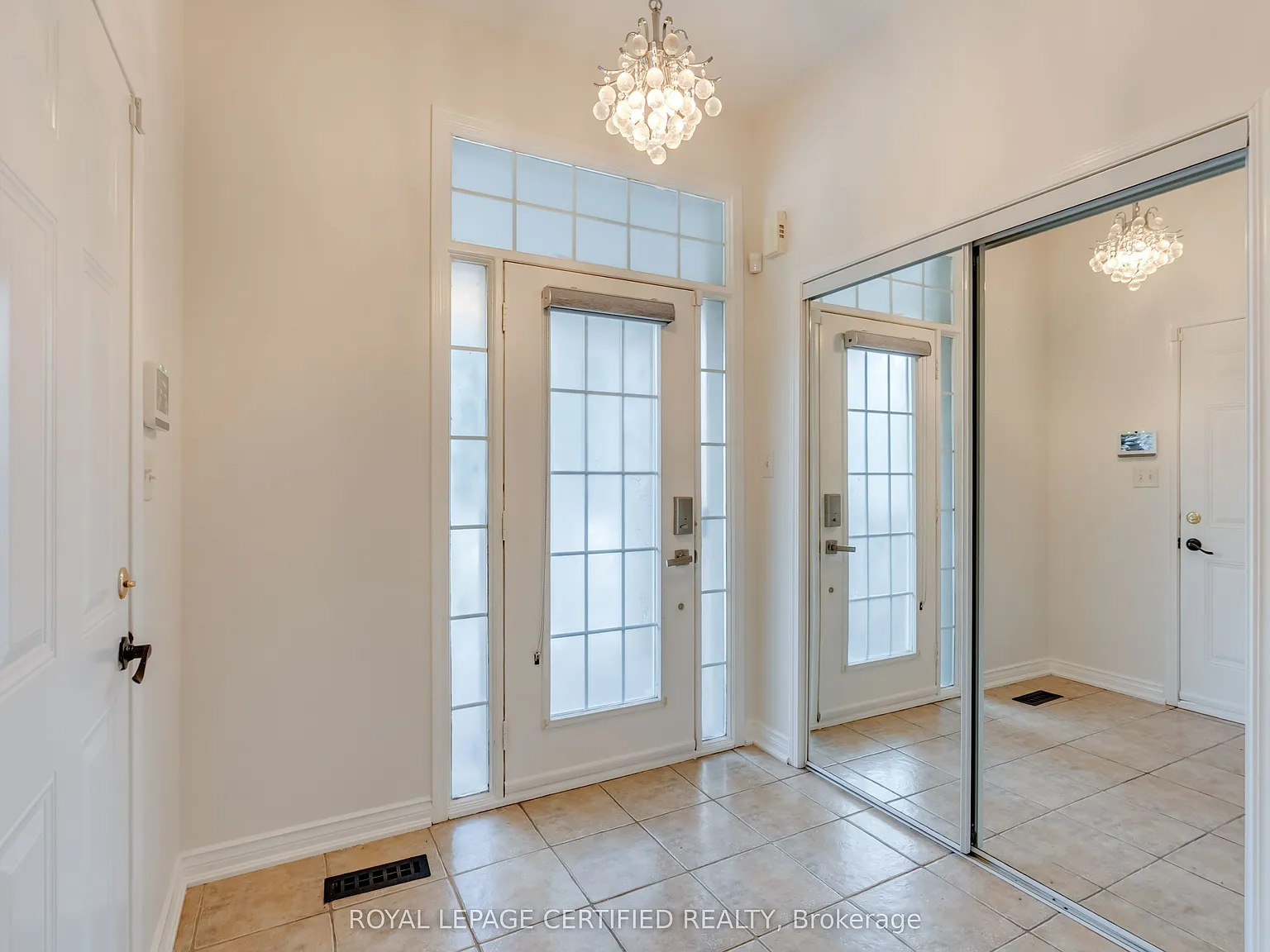 4 bed, $4,300 — Photo 4