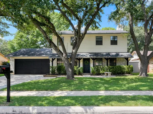 2215 Shady Rock Circle, San Antonio, TX 78231