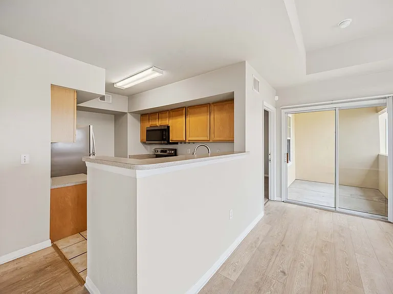 1025 Villagio Cir #208 — Photo 12