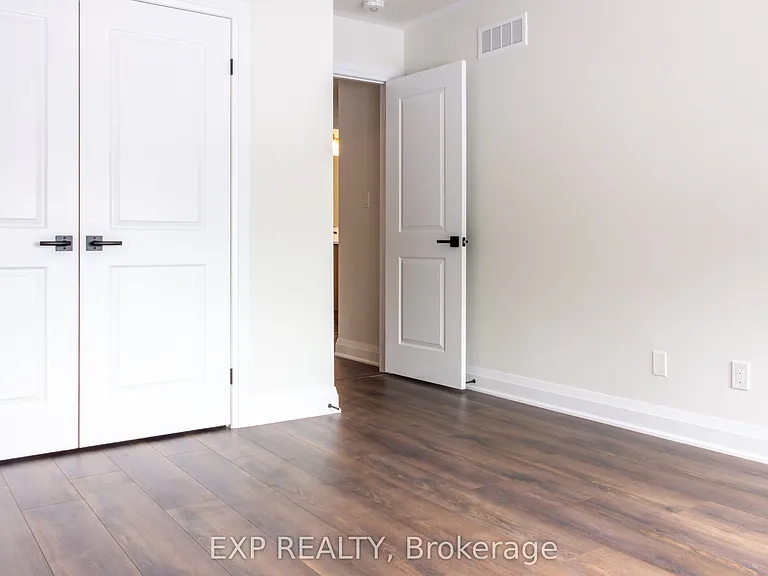 6 Dominique St — Photo 21