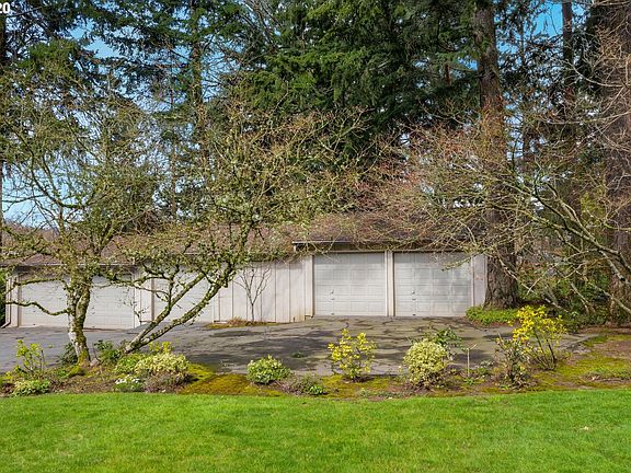 2nd image of 14655 Uplands Dr