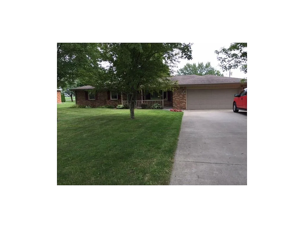 1005 Sherman St photo 1