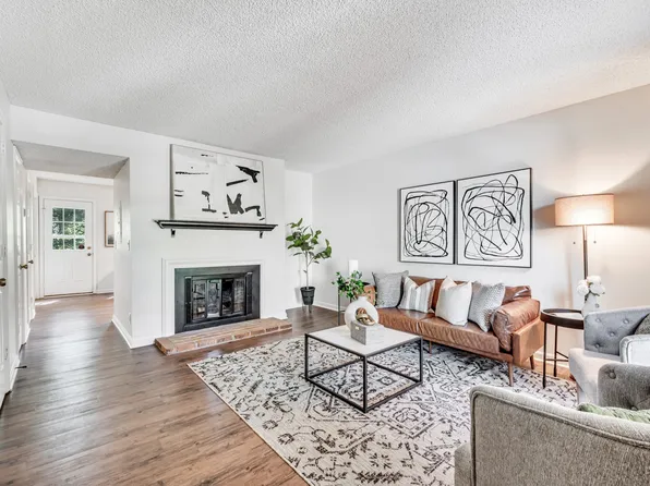 703 Fox Ridge Dr, Brentwood, TN 37027