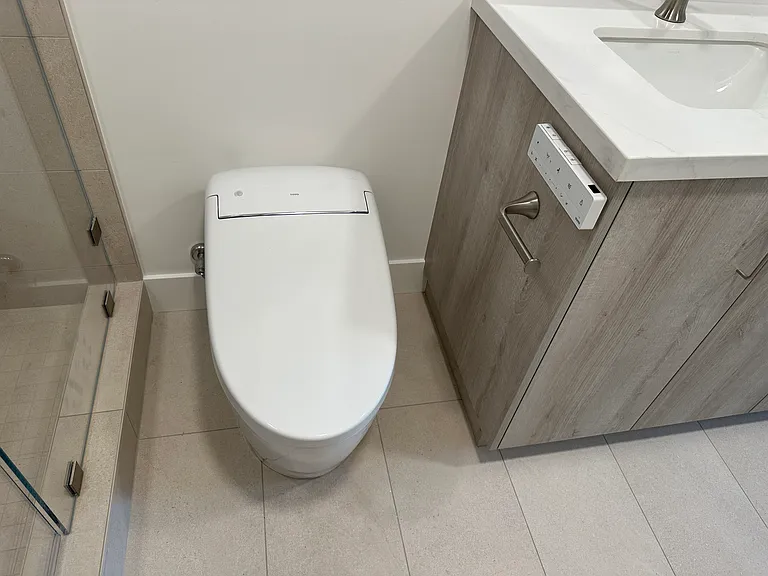 Full bath with Toto auto bidet