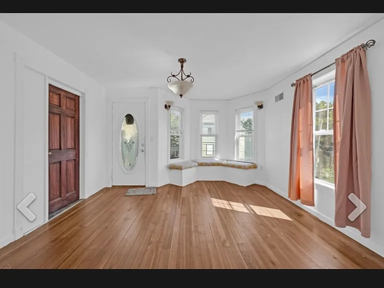 29 Goddard St #2 — Photo 6