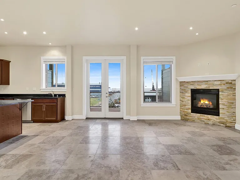 1203 W Holly St — Photo 16