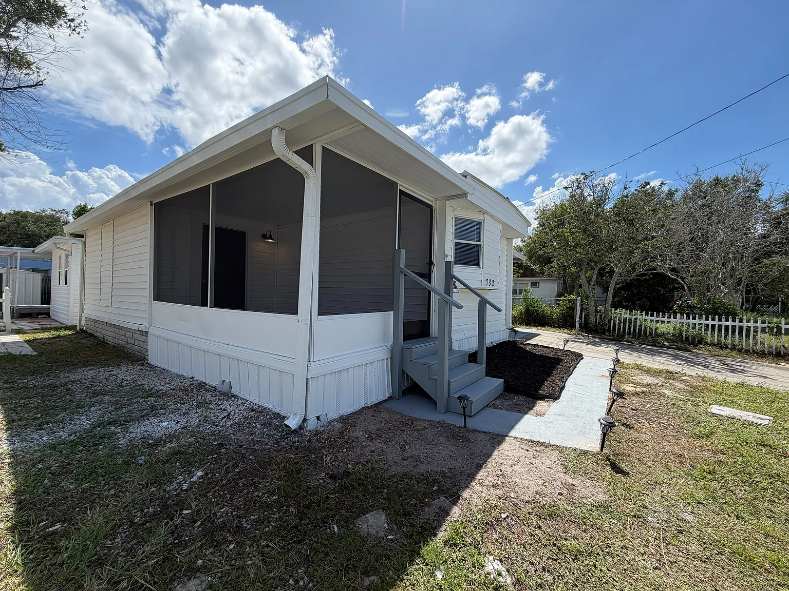 2 bed, 824 sqft, $1,600 — Photo 3