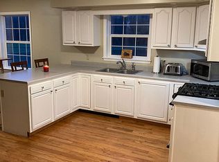 6903 N Manlius Rd, Kirkville, NY 13082
