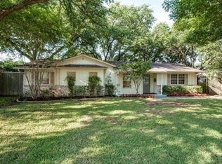 3122 Pebble Beach Dr, Farmers Branch, TX 75234