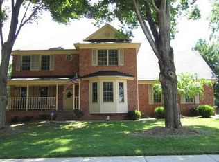 7616 Beech Spring Ct, Louisville, KY 40241