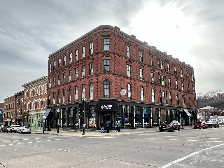 299 Main St — Photo 22