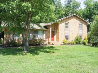 125 Carriage Dr, Nashville, TN 37221