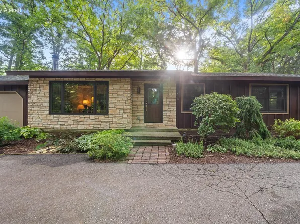 W4371 Laurel STREET, Lake Geneva, WI 53147