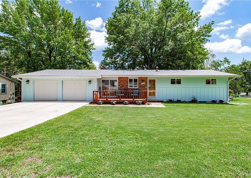 1st image of 133 Dockside Cir