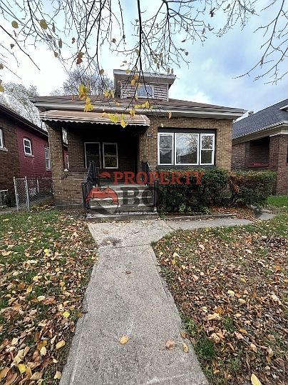 1st image of 1061 Tyler St