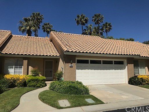 1st image of 467 La Quinta Dr