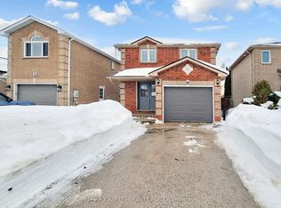 8 Srigley St, Barrie, ON L4N0L9