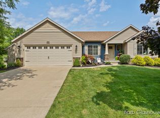 3709 Charlevoix Dr SE, Grand Rapids, MI 49546