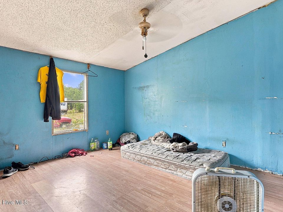 13th image of 146 Birch Drive