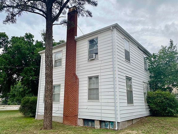 5th image of 1502 E Broadway Ave