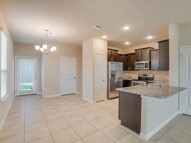 412 Cane River Rd — Photo 5