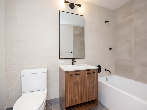 2230 Cropsey Avenue image 11 of 70