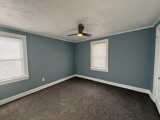 17901 Delavan Ave — Photo 10