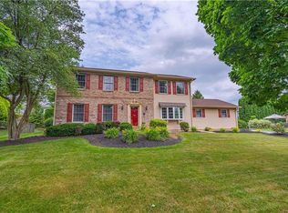 3733 Surrey Dr, Allentown, PA 18103