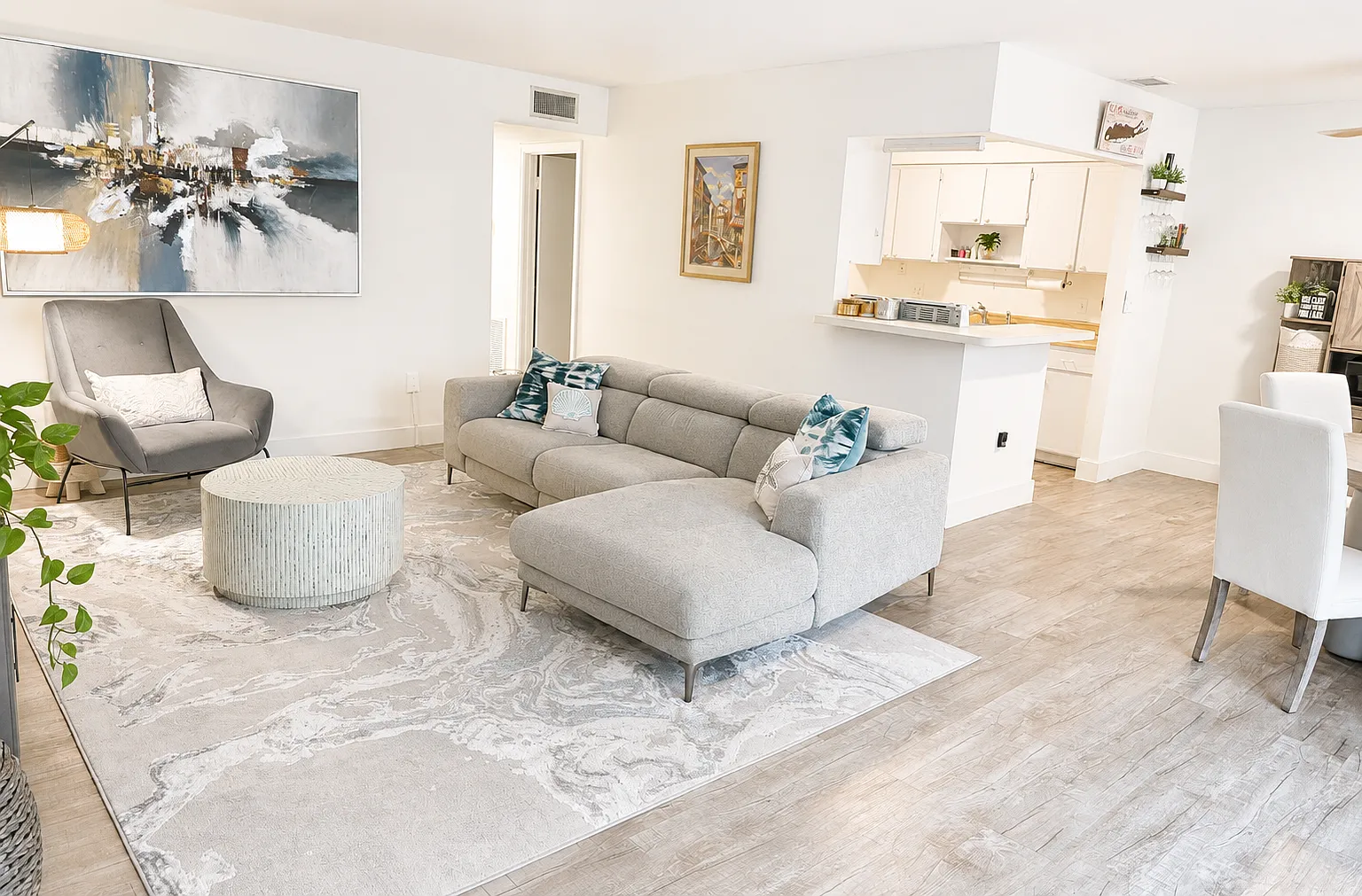 2 bed, 1150 sqft, $2,900 — Photo 4