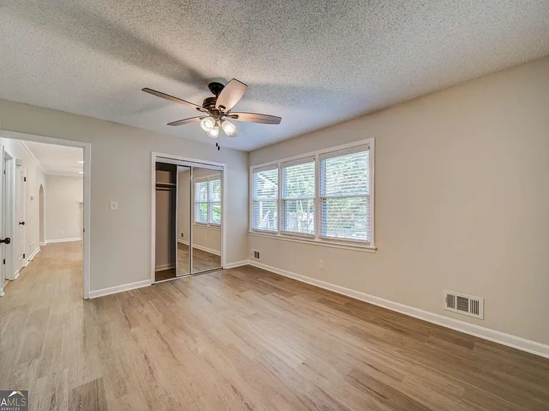 4734 N Springs Rd NW — Photo 33