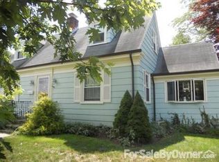 81 Boulevard, Middletown, RI 02842