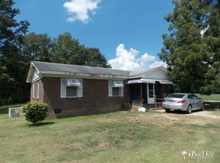 3135 Adamsville Rd N, Bennettsville, SC 29512