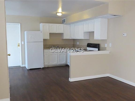 5th image of 5165 Gray Ln