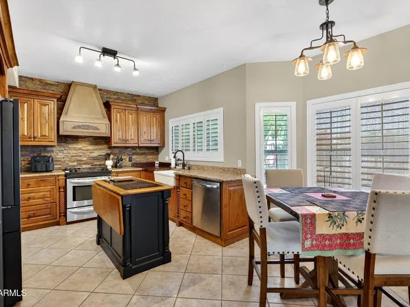918 N BRADLEY Drive, Chandler, AZ 85226