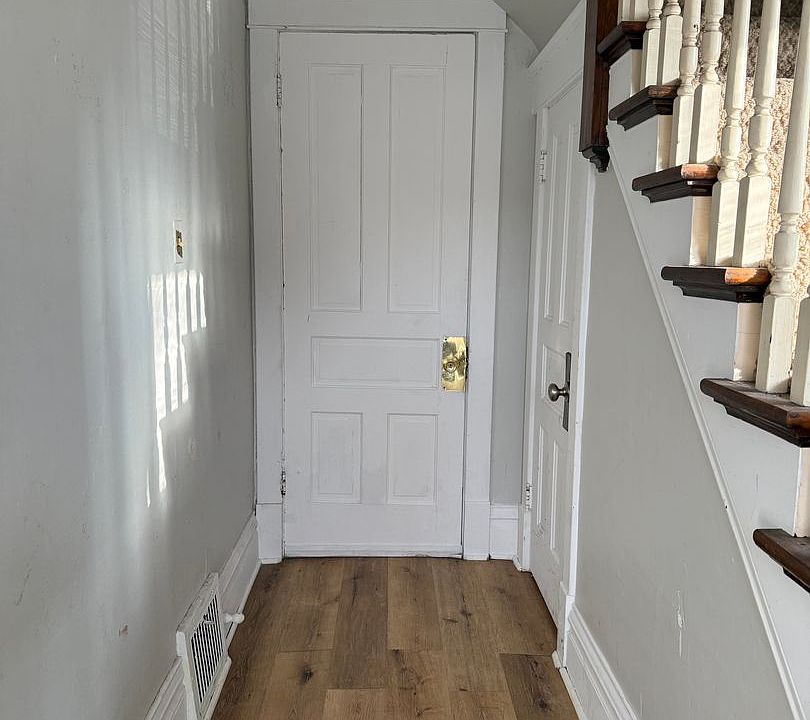 1st image of 1305 S 12th St
