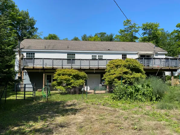 8062 Ridgeview Dr, Cheboygan, MI 49721