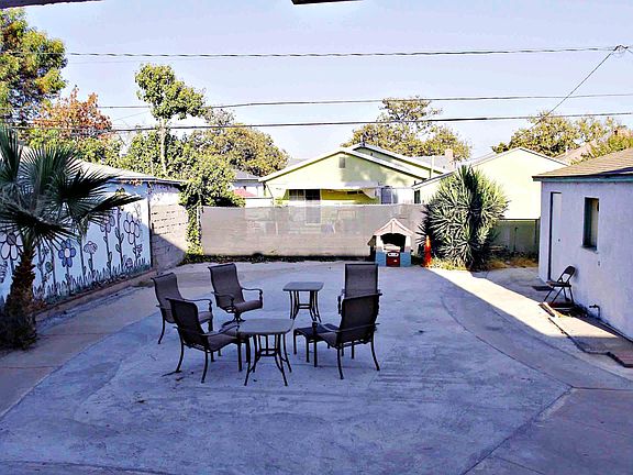 5th image of 1128 S El Molino St