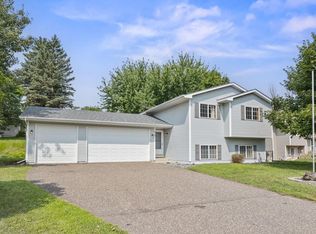 413 Wagon Wheel Cir, Buffalo, MN 55313
