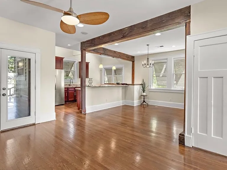 5815 S Robertson St — Photo 7