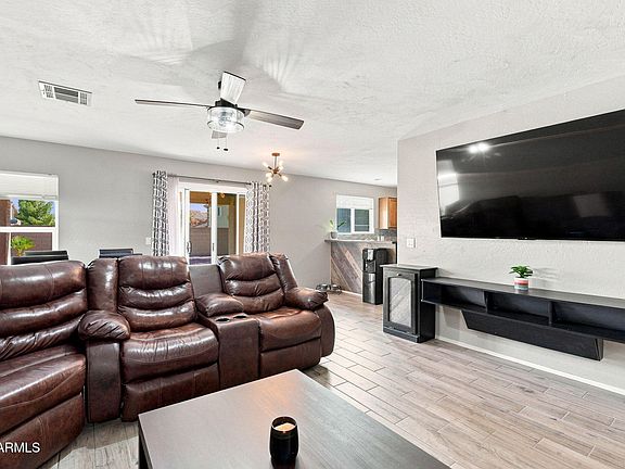 2nd image of 1611 W WILSON Avenue