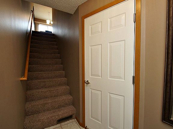 4th image of 15580 Foghorn Ln