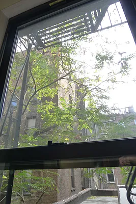 Rented by Flat Iron Real Estate | media 23