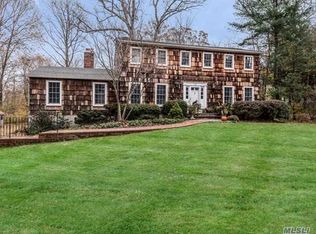 150 Old Field Rd, Huntington, NY 11743