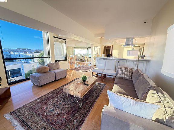 4th image of 6363 Christie Ave APT 606