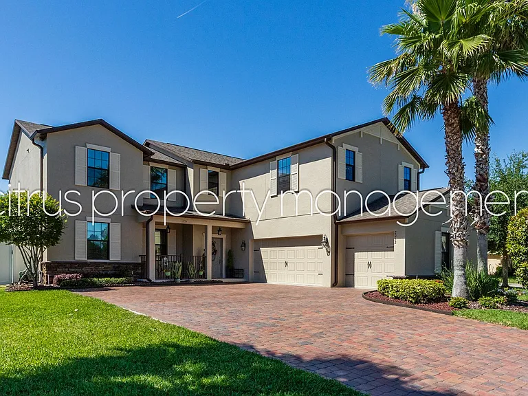 2052 Solar Dr — Photo 1