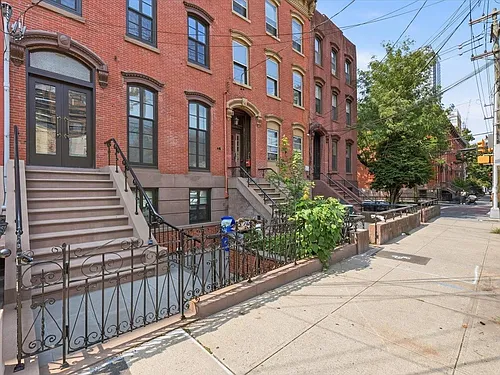 155 Grand St #2 Photo 1