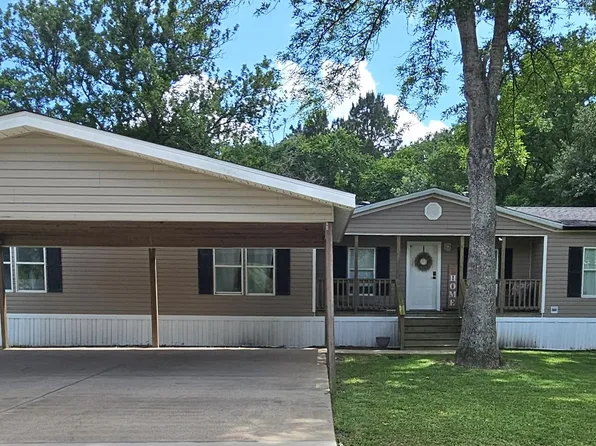 215 Guedry St, Sour Lake, TX 77659
