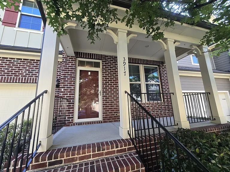 3917 Valley Side Ct — Photo 3